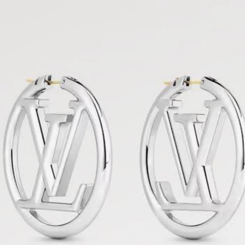 JUMBO Size Luxury Brand Hoop Earring In Silver Color Exact Match 🔥💥🫦💯🩷✨️👍 - Picture 2 of 5